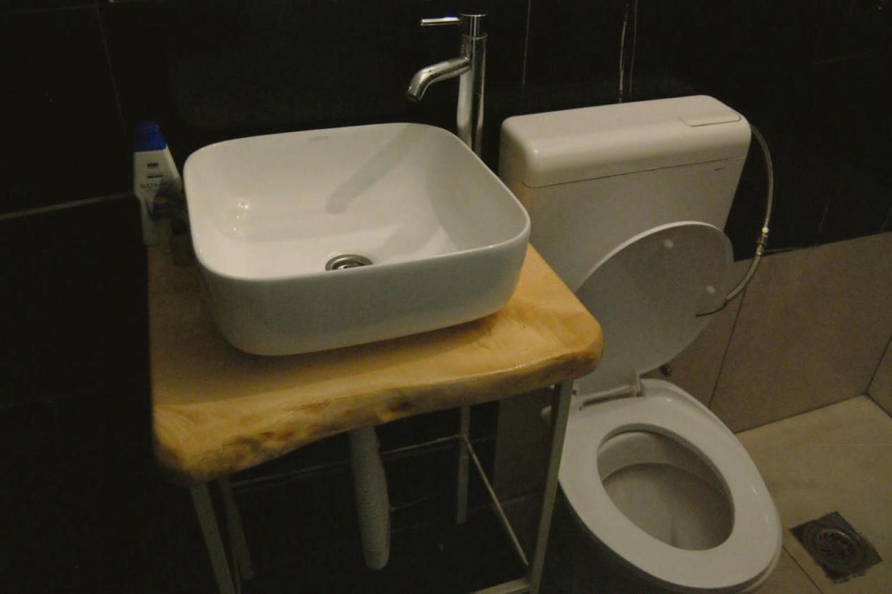 Hostel Ka Doma Цетине Экстерьер фото