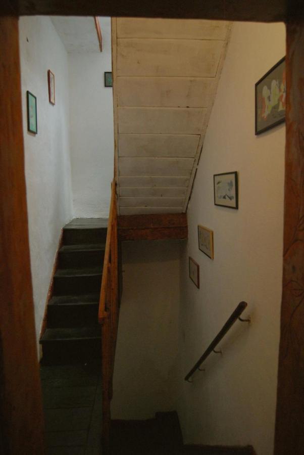 Hostel Ka Doma Цетине Экстерьер фото